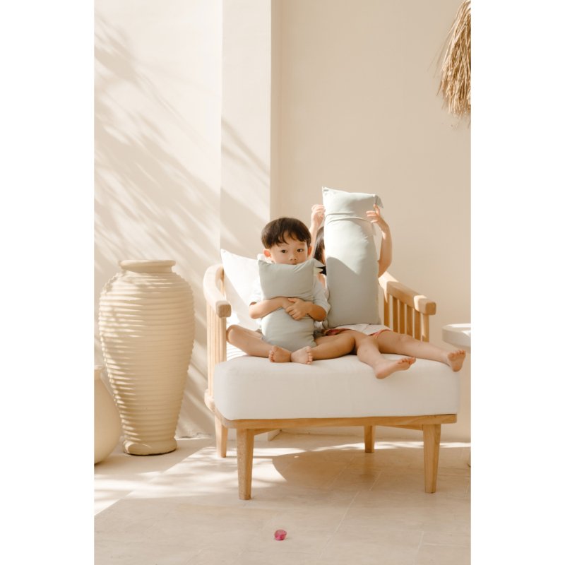 Japheth Chiara Snuggle Bolster - Size M (38 X 19cm)